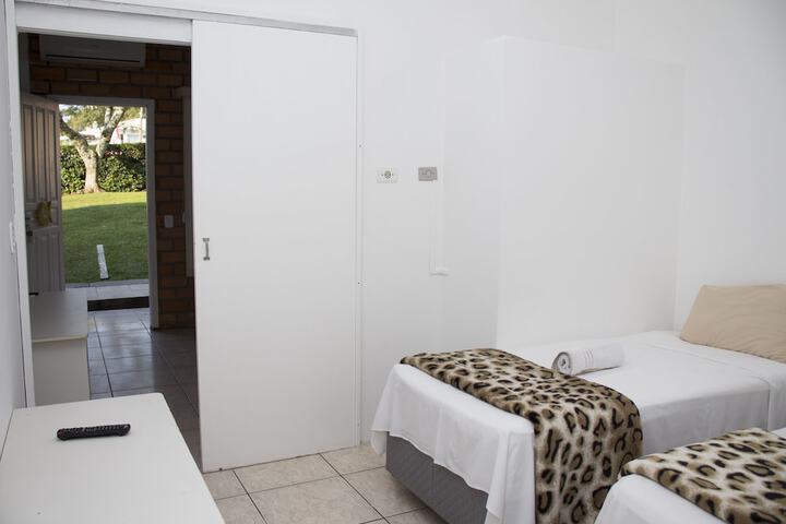 Room 12 of 39