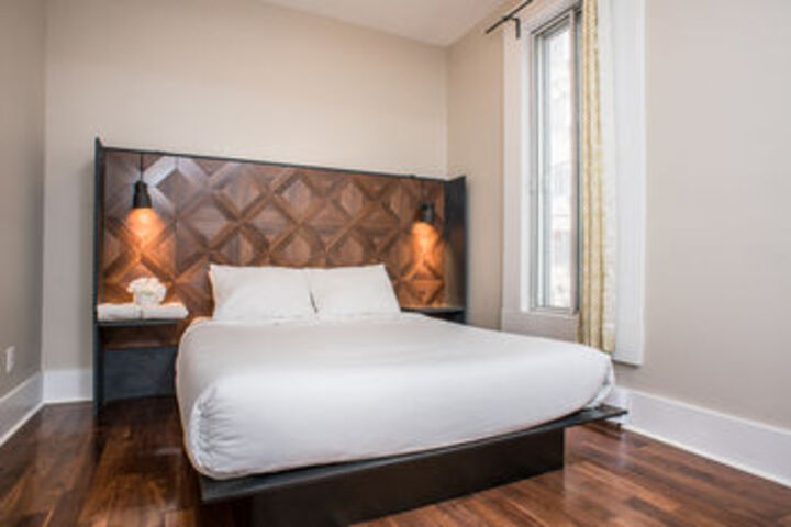 Room 5 of 20