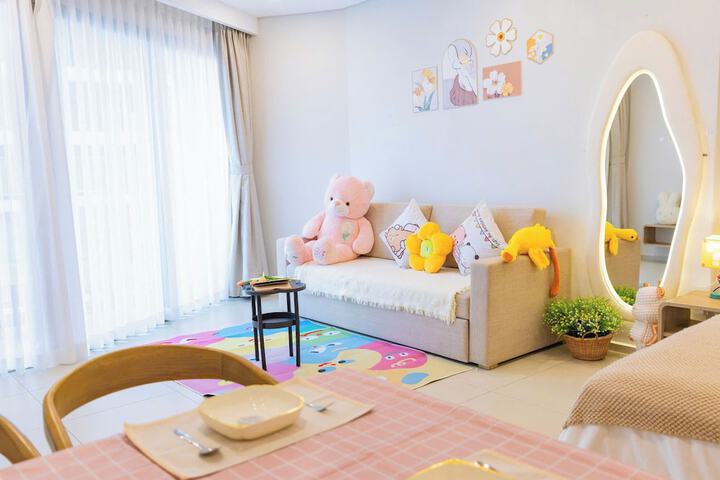 Room 139 of 299