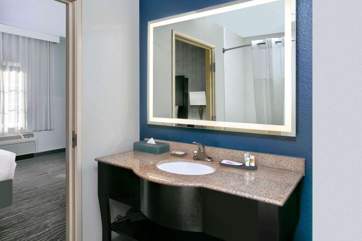 Room 18 of 31