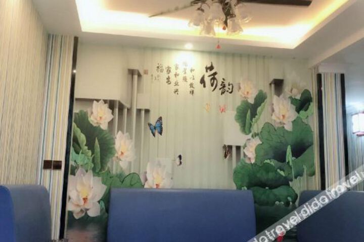 Hotel Interior 8 of 16