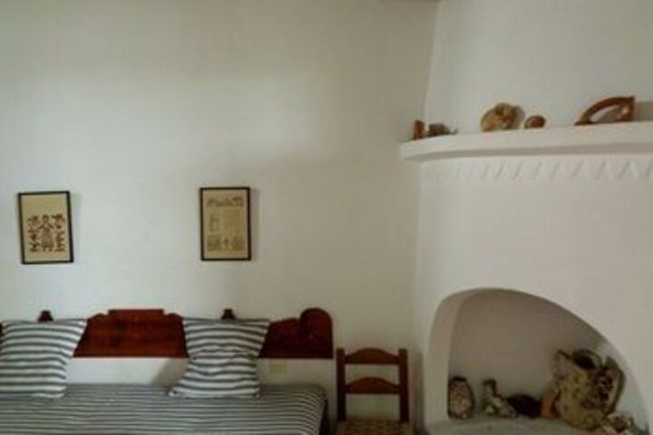 Room 13 of 28