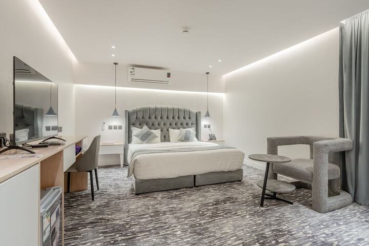 Room 7 of 23
