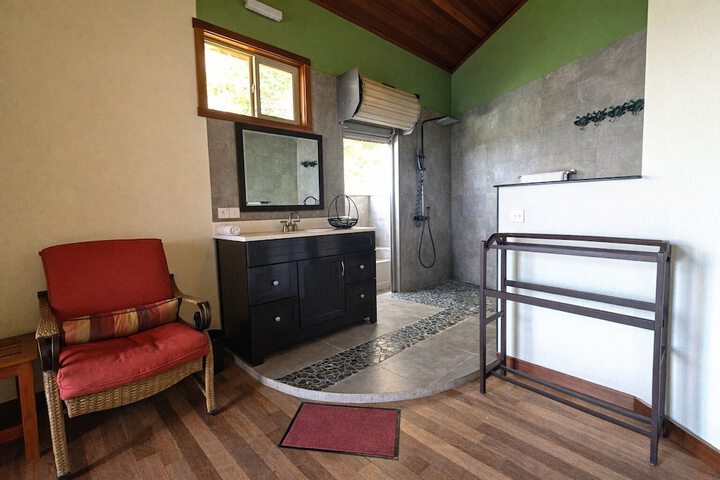Room 30 of 60