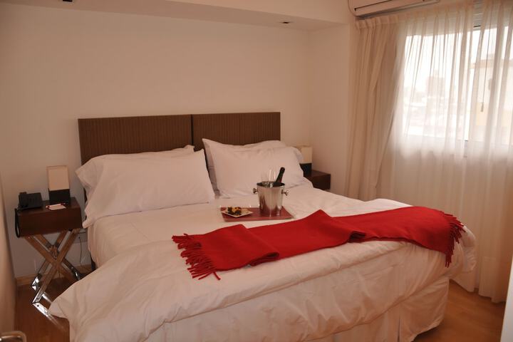 Room 6 of 25