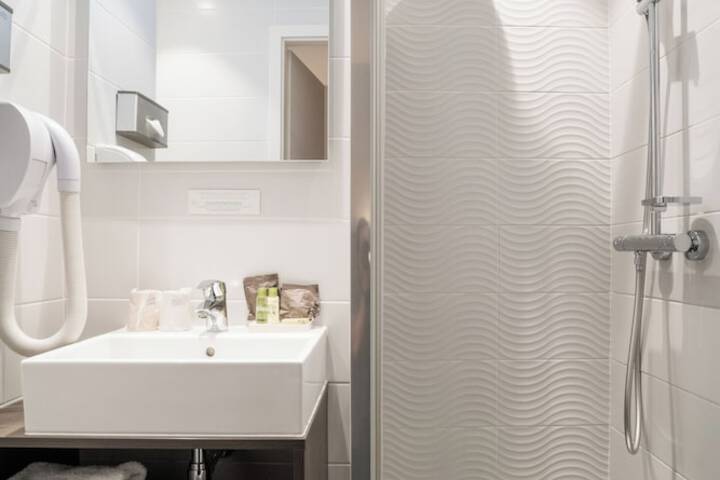 Clean Restrooms