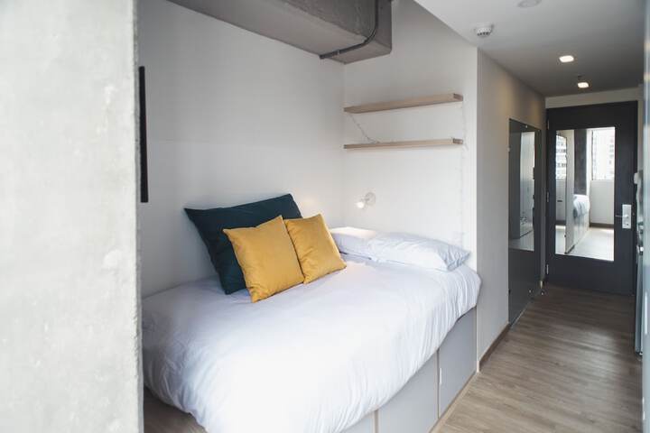 Room 20 of 108