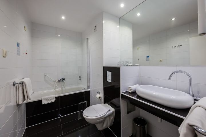Clean Restrooms
