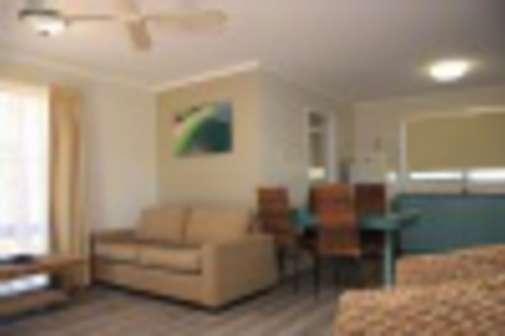 Room 279 of 336