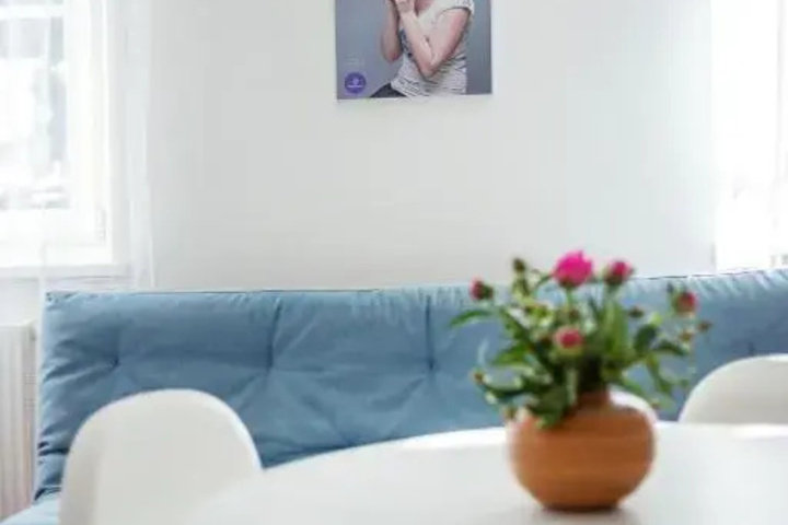 Room 4 of 5