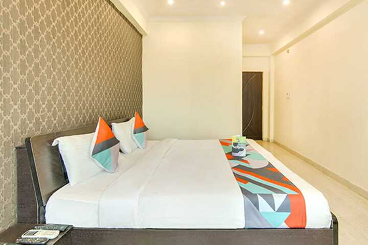 Room 14 of 29