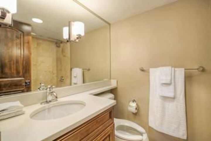 Room 2 of 16