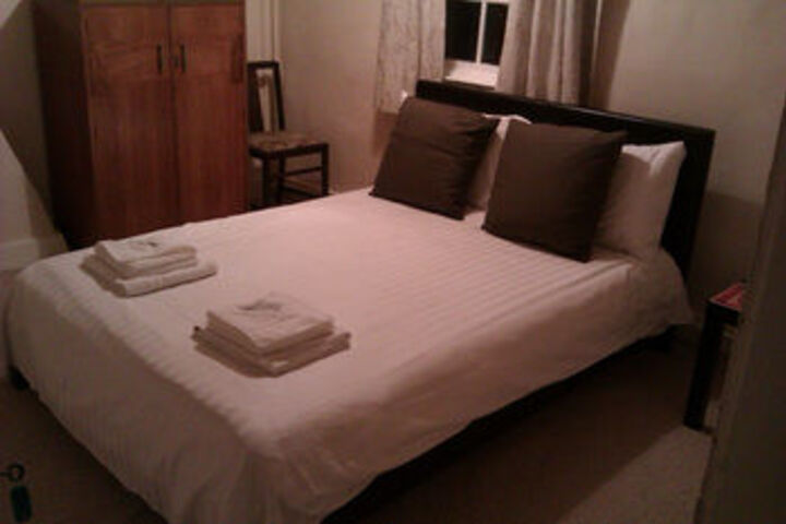 Room 9 of 21