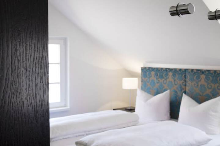 Room 13 of 60