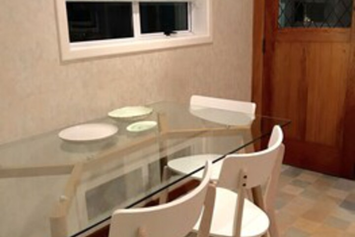 Room 8 of 34
