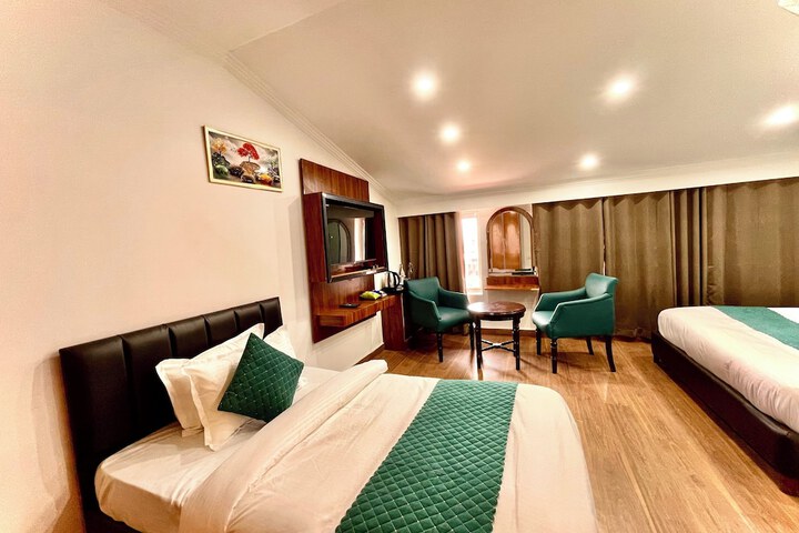 Room 6 of 55