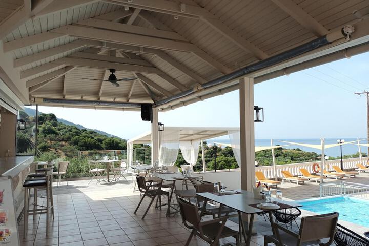 Terrace/Patio 85 of 105