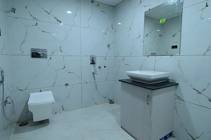 Room 20 of 29