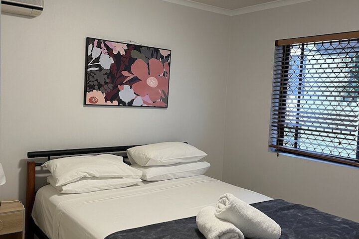 Room 8 of 30