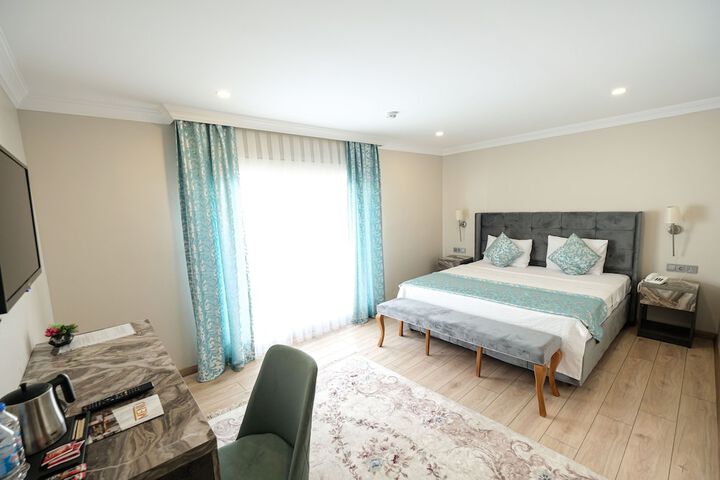 Room 2 of 21