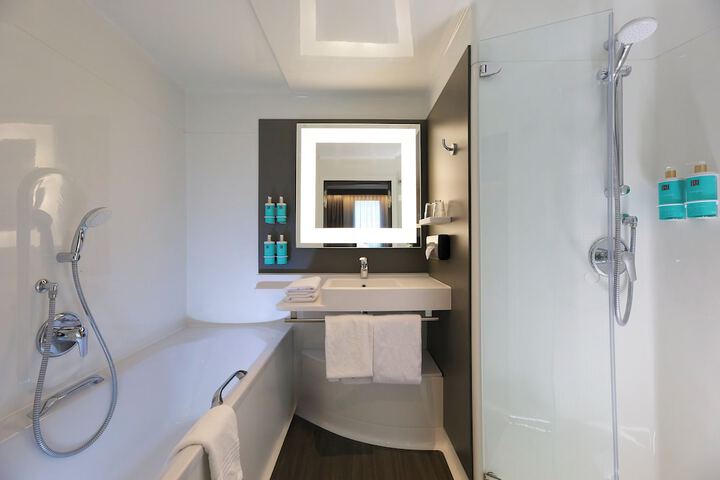 Bathroom Interior Photo