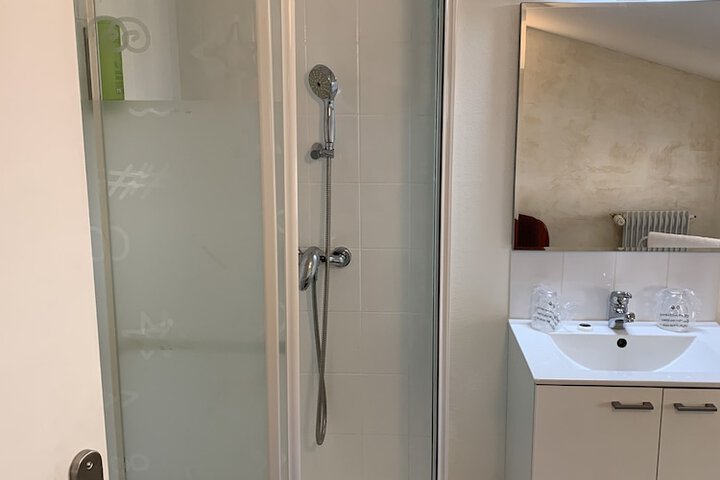 Room 12 of 59