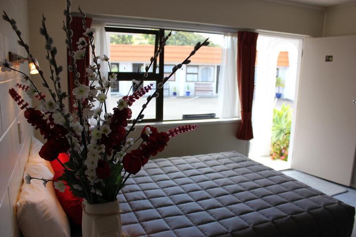Room 10 of 41