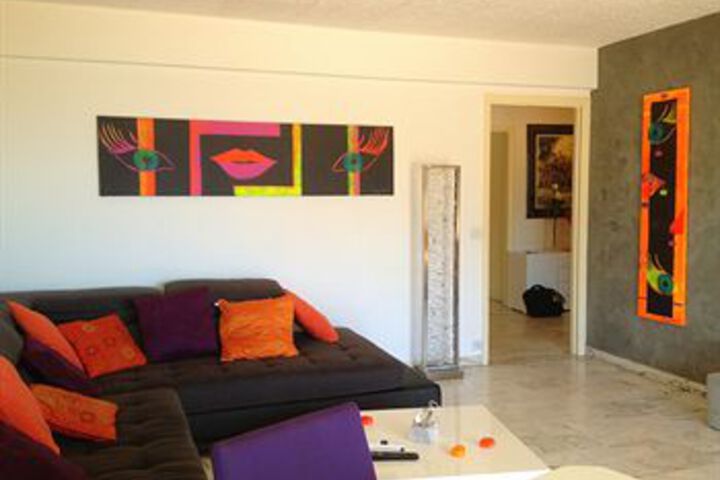 Room 148 of 200