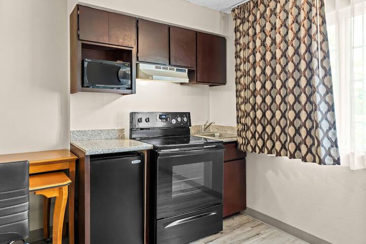 Room 31 of 38