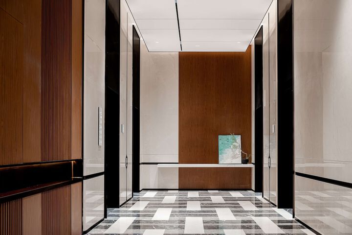 Hotel Interior 4 of 88