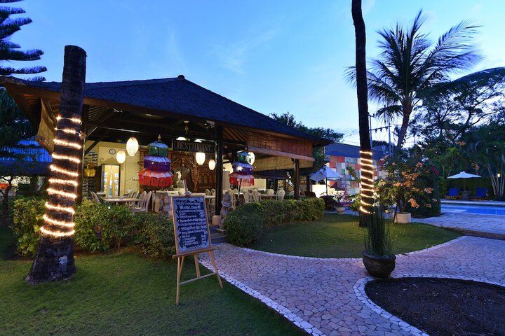 Dining Photos