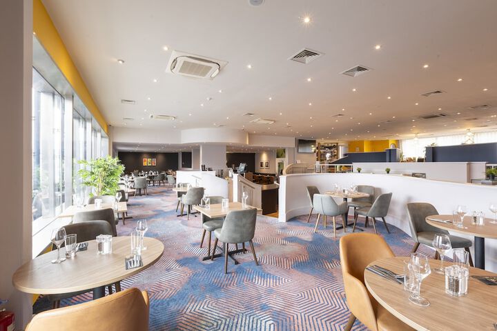 Dining Photos