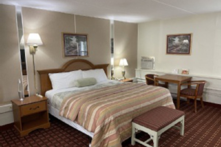 Room 92 of 228