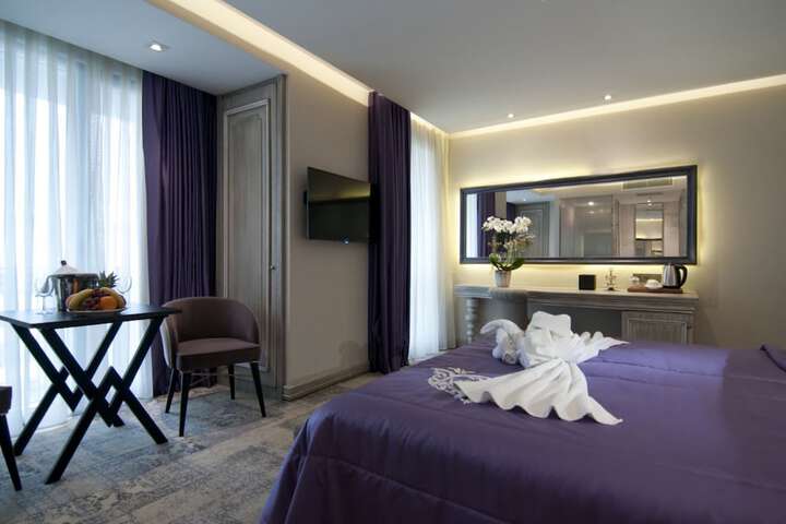 Room 10 of 54