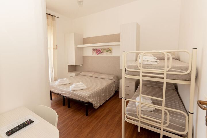 Room 19 of 25