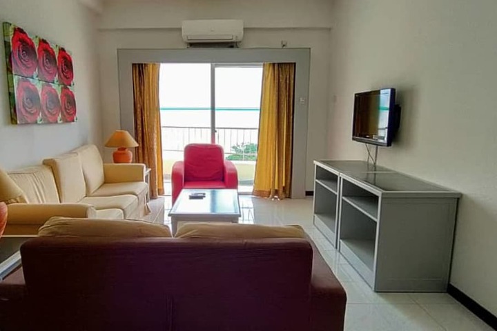 Room 316 of 650