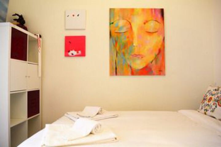 Room 3 of 8