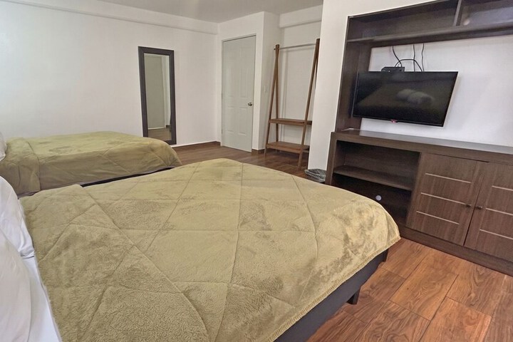 Room 22 of 37