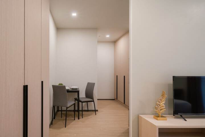 Room 25 of 85