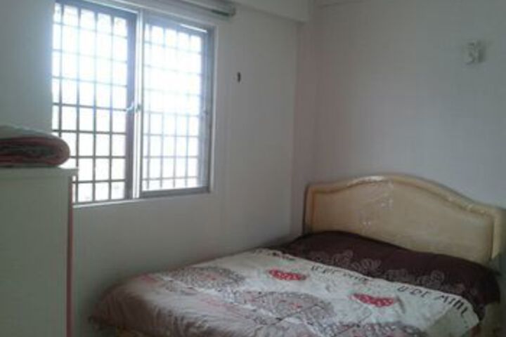 Room 10 of 25