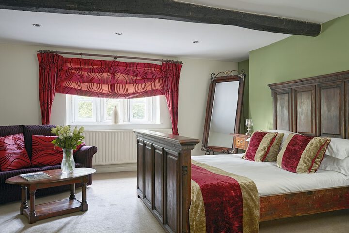 Room 12 of 40