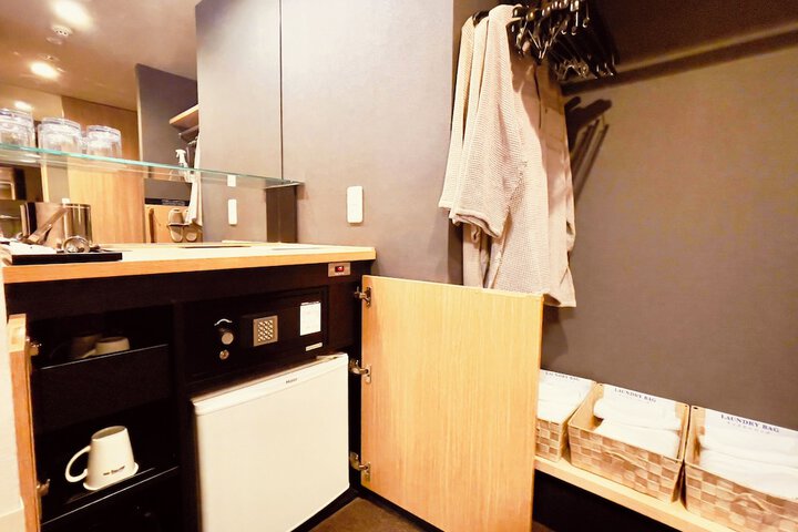 Room 13 of 78