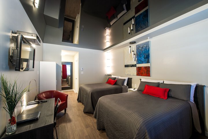 Room 7 of 40