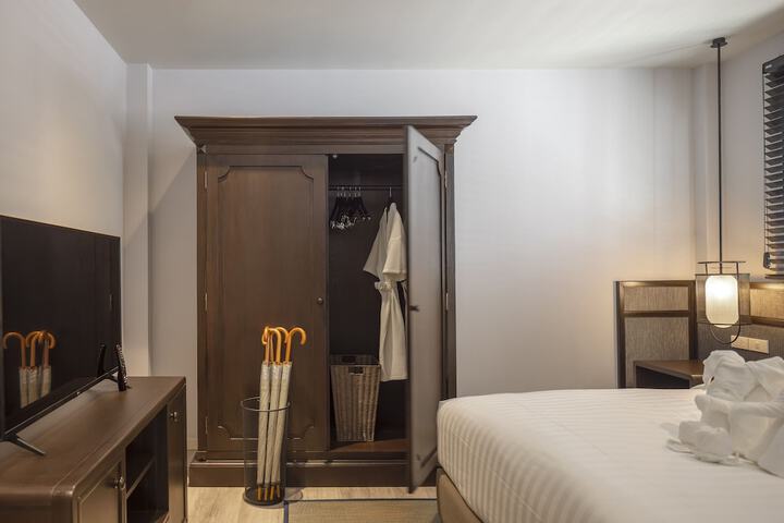 Room 12 of 45