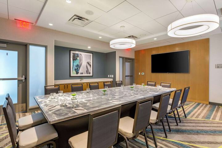 Meeting facility