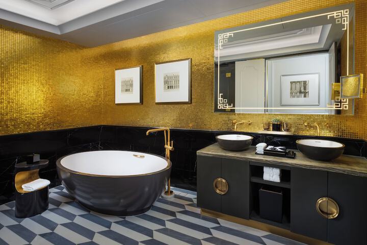 Room 20 of 43