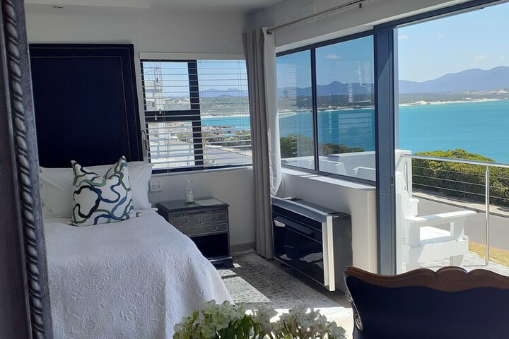 Room 10 of 55