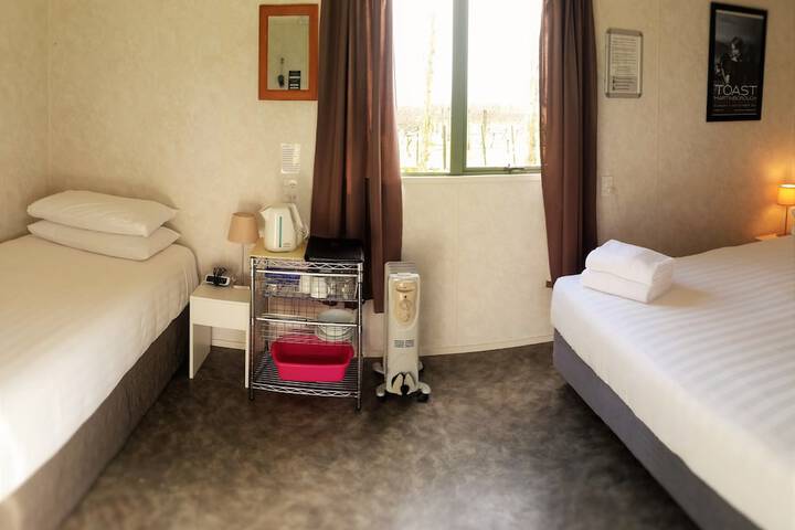 Room 14 of 38