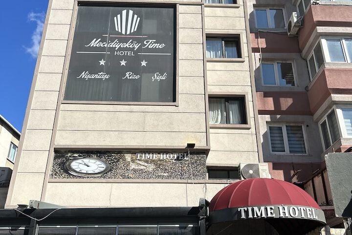 Hotel 31 of 31