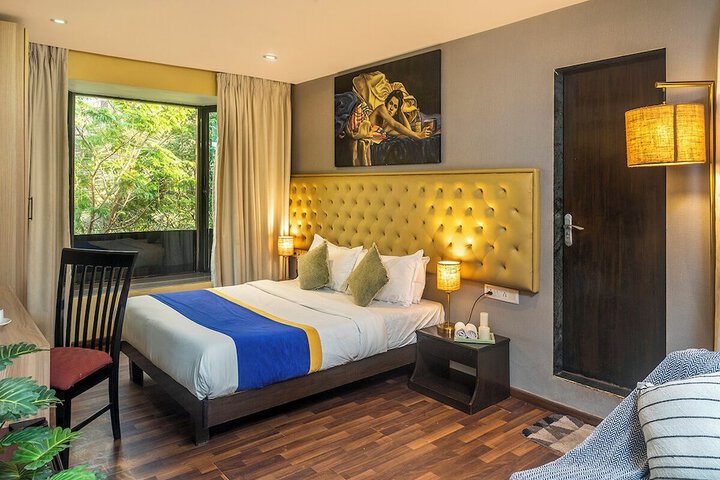 Room 21 of 38